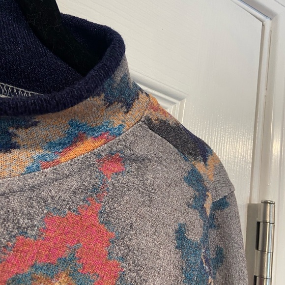 Trisha Tyler Size S Navy Blue Aztec Print Long Sleeve Mock Neck Stretch Top - Picture 6 of 11